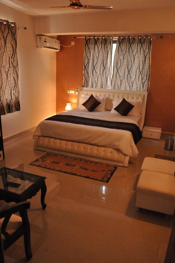 Hotel Dewa Goa Dabolim Exterior foto