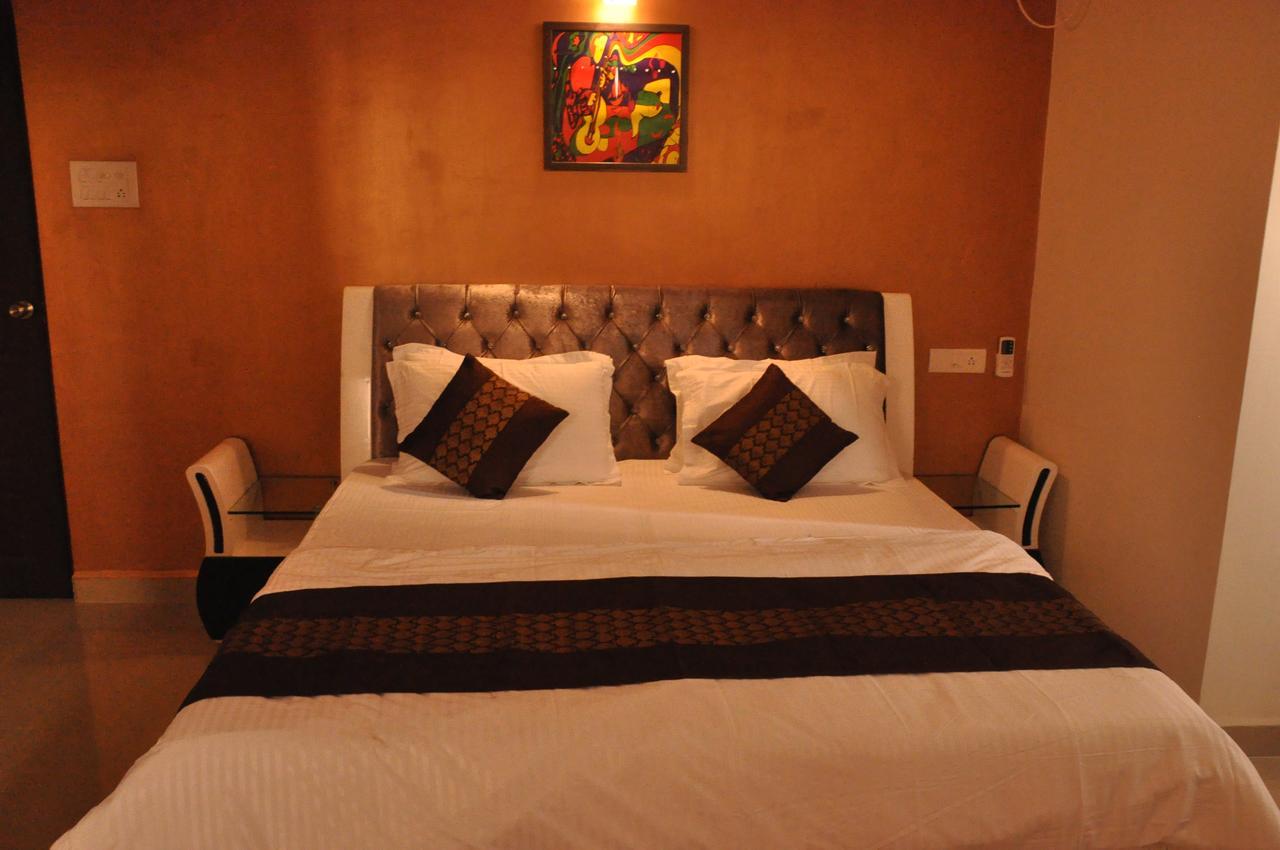 Hotel Dewa Goa Dabolim Exterior foto